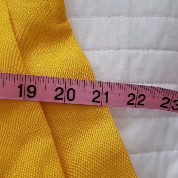 Neiman Marcus Vintage Yellow Pleated Skirt 10 - Picture 7 of 8